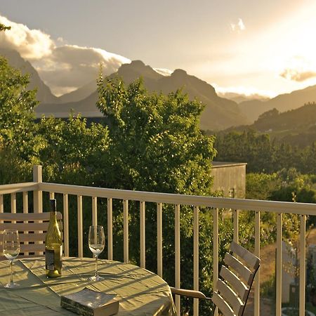 The M A P Room At Aloe Corner Self Catering Franschhoek Exterior photo